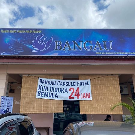 Bangau - Short Term Rest Area Capsule Hotel เซปัง ภายนอก รูปภาพ