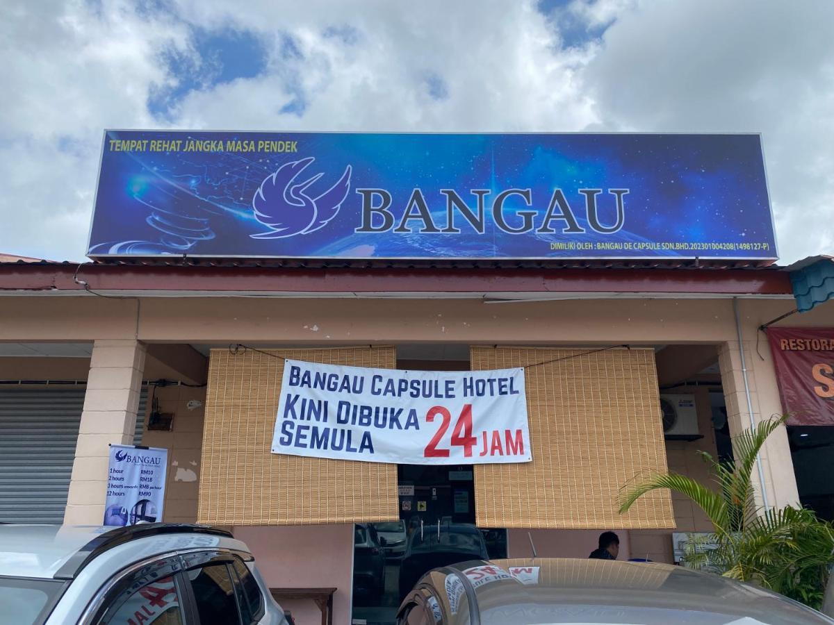 Bangau - Short Term Rest Area Capsule Hotel เซปัง ภายนอก รูปภาพ